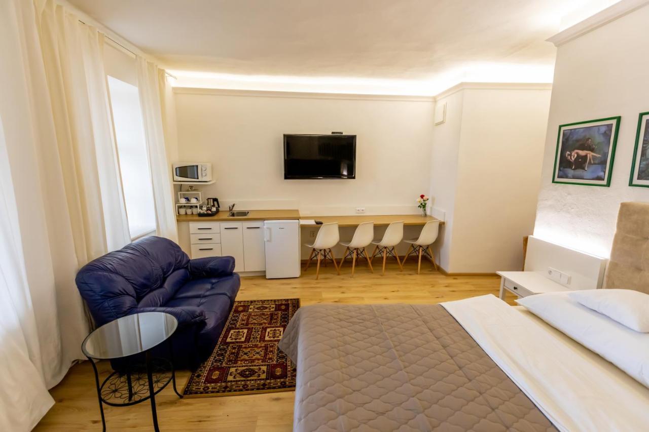 Palac Daun - Studio Apartments ซนอยโม ภายนอก รูปภาพ