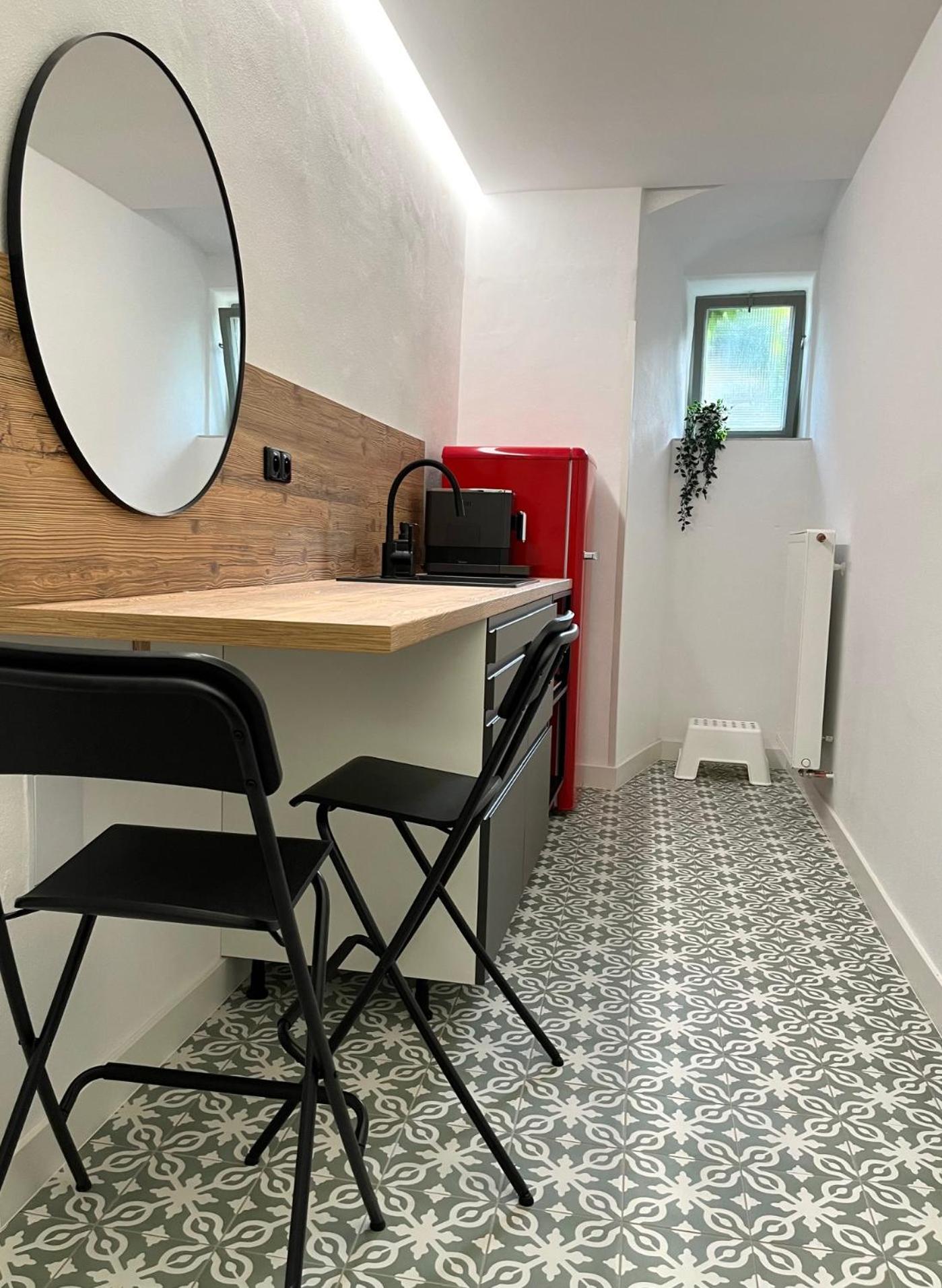 Palac Daun - Studio Apartments ซนอยโม ภายนอก รูปภาพ