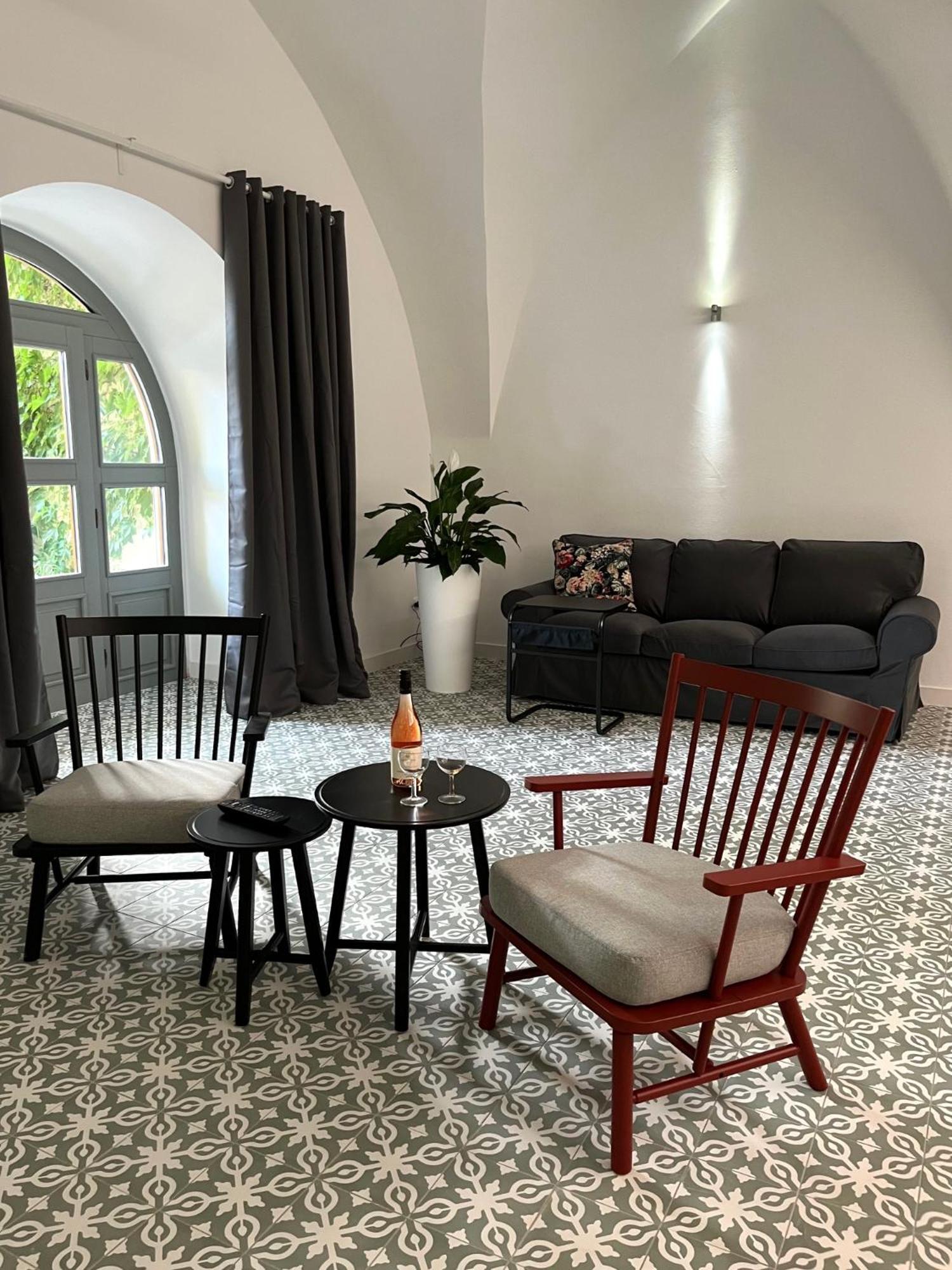 Palac Daun - Studio Apartments ซนอยโม ภายนอก รูปภาพ